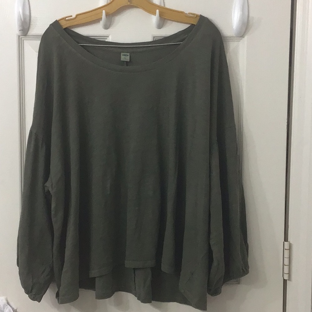 New Old Navy specially dyed XXL shirt. It is asymmetrical w/ puffy sleeves.